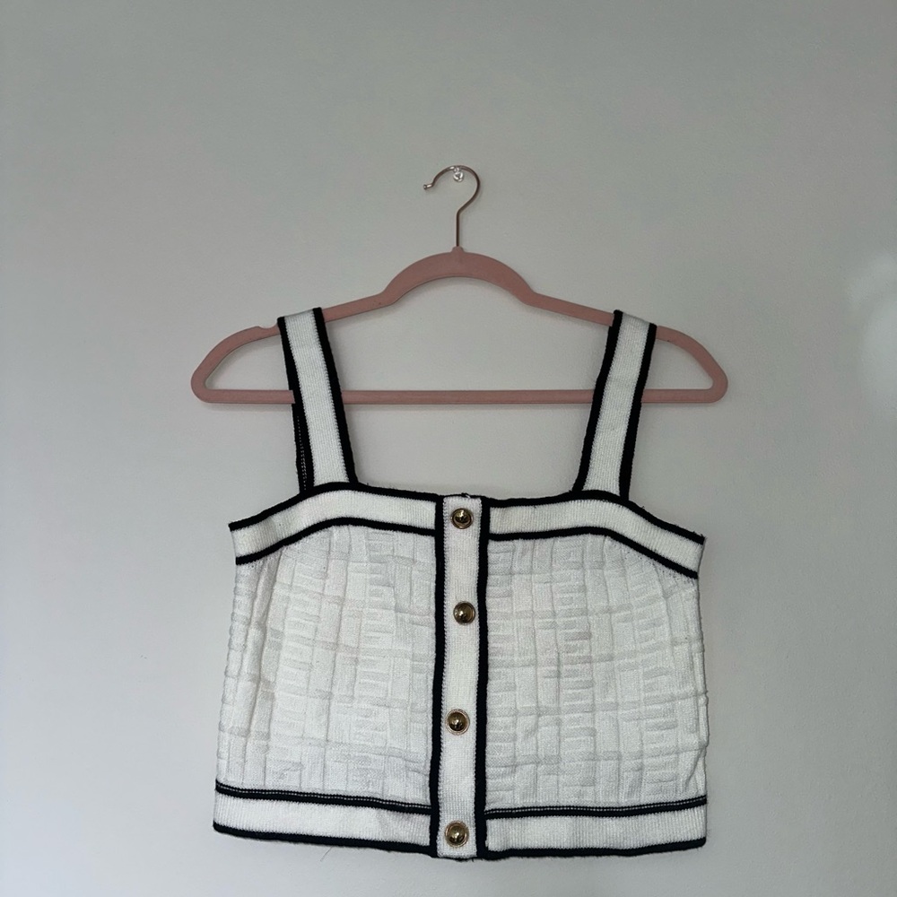Amazon Black and White Buttoned Crop Tank Top